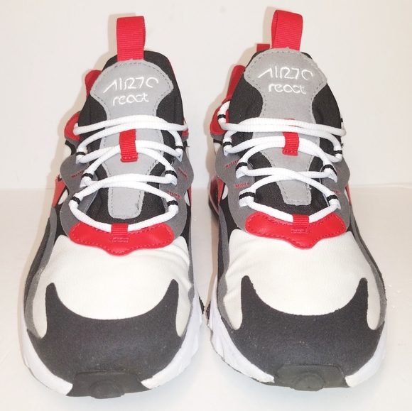 Nike Air Max 270 React. Size 6y - Picture 2 of 9
